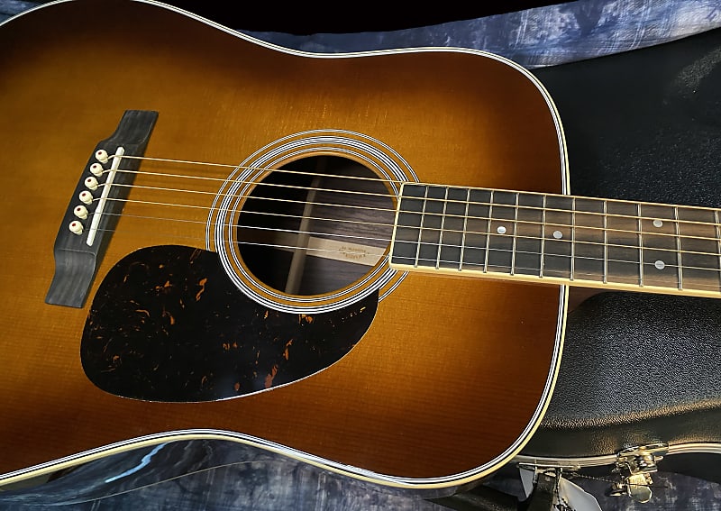 NEW! 2024 Martin D35 - Amber Tone - Acoustic Guitar - Authorized Dealer - Full Warranty - In-Stock! 4.75 lbs - G03886