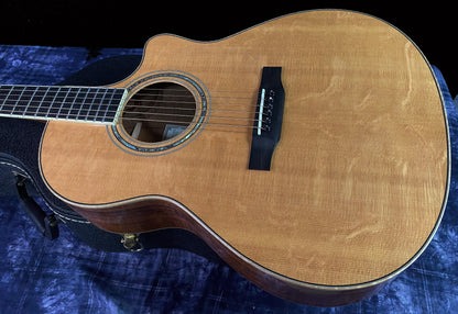 NEW Old Stock! 2005 Larrivee LV-09 SE Museum Quality Koa & Bear Claw Spruce Top - Authorized Dealer - From Our Vault - SUPER RARE! Serial # 53283