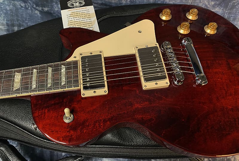 NEW! 2024 Gibson Les Paul Studio - Wine Red - Authorized Dealer - Only 7.6 lbs - G03999