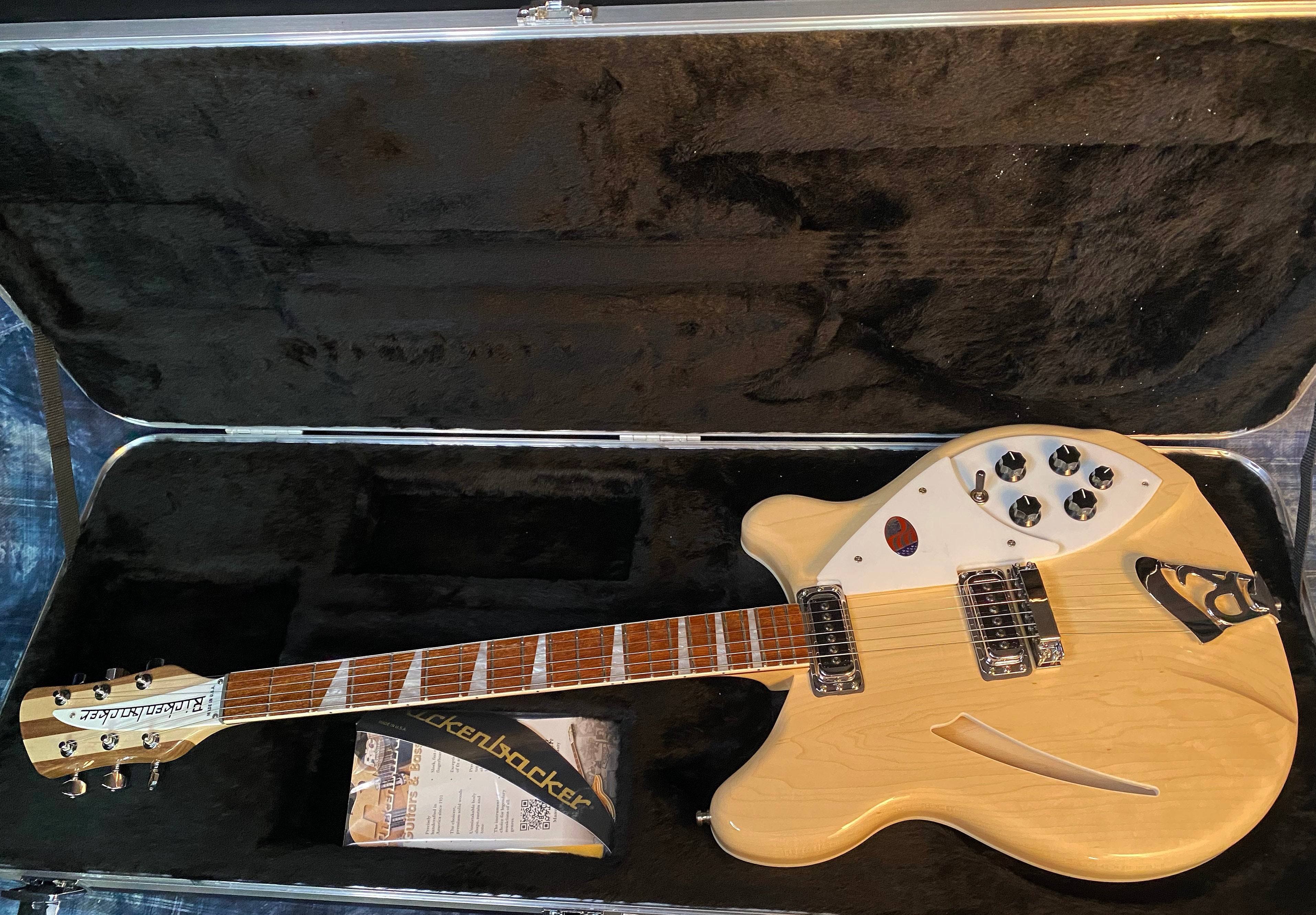 NEW! 2024 Rickenbacker 360 Maple Glo MG - Authorized Dealer - Warranty - In-Stock! Only 7.25lbs - G03554