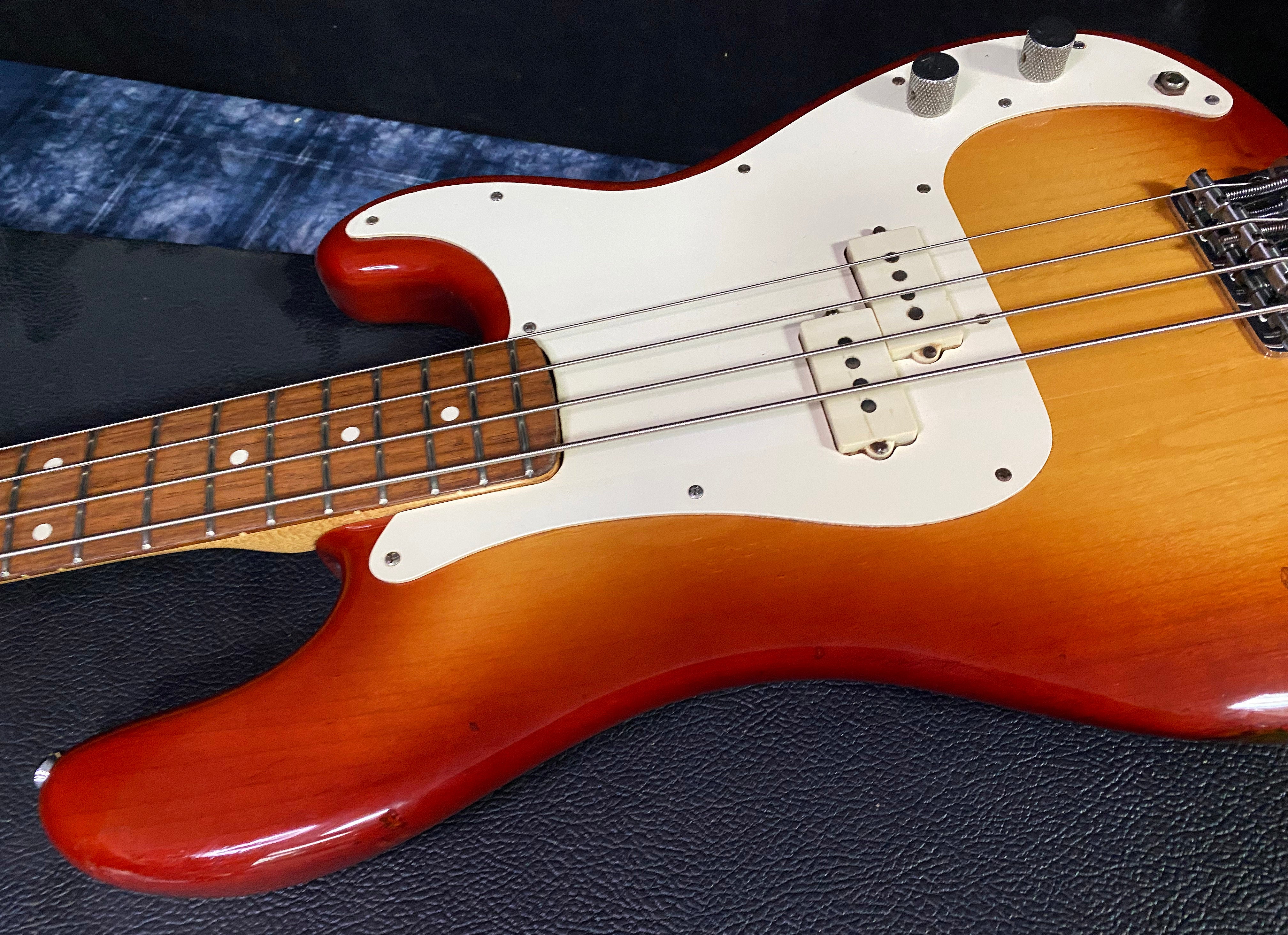 1983 Fender USA Precision Bass - Sienna Sunburst - Only 8.1lbs! Hardshell Case - From Our Vault!