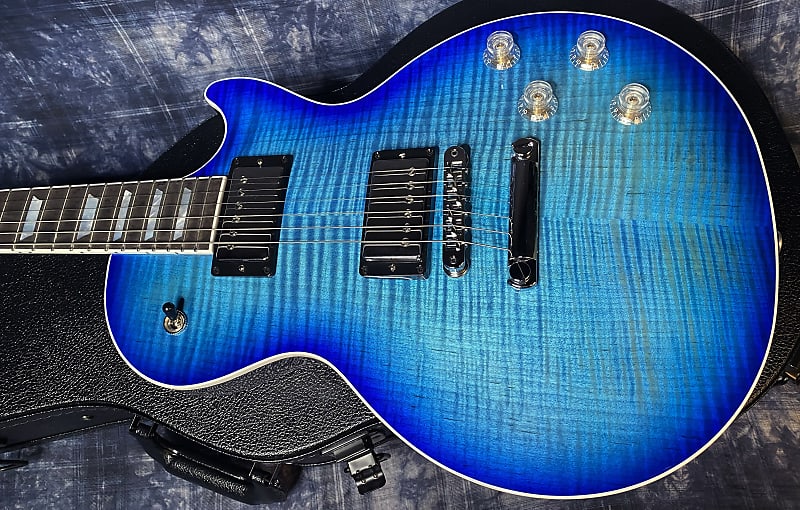 NEW ! 2024 Gibson Les Paul Modern Figured - Cobalt Burst - Beautiful Flame Top! Authorized Dealer - Only 8.25 lbs - G04121