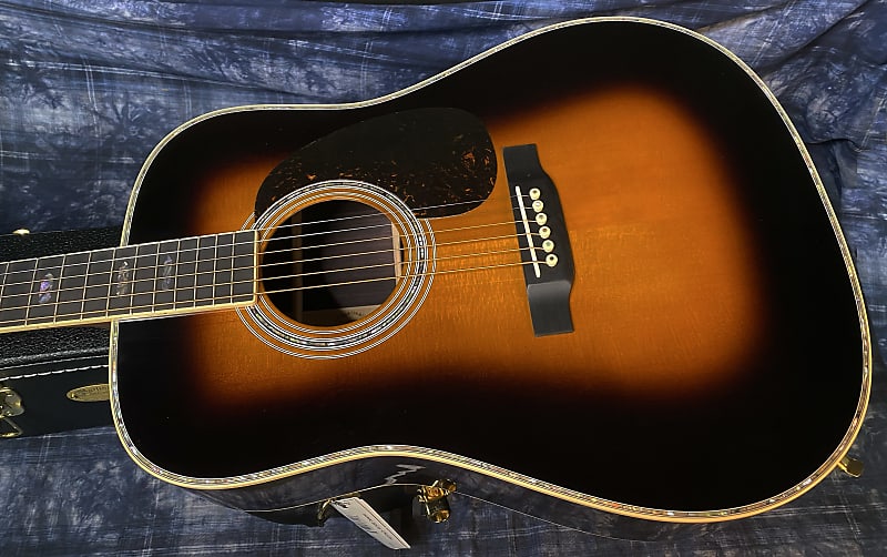 NEW ! 2024 Martin D-41 Acoustic Guitar - Sunburst - 4.7lbs - Authorized Dealer - Full Warranty - G03749