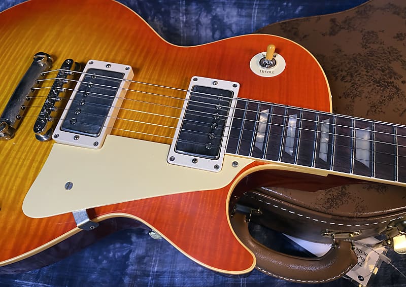 NEW ! 2024 Gibson Custom 1960 Les Paul Standard Reissue VOS - Tangerine Burst - Killer 3D Flame Top - Major Depth and Movement - Authorized Dealer - ONLY 8.2 lbs !!! - G03728