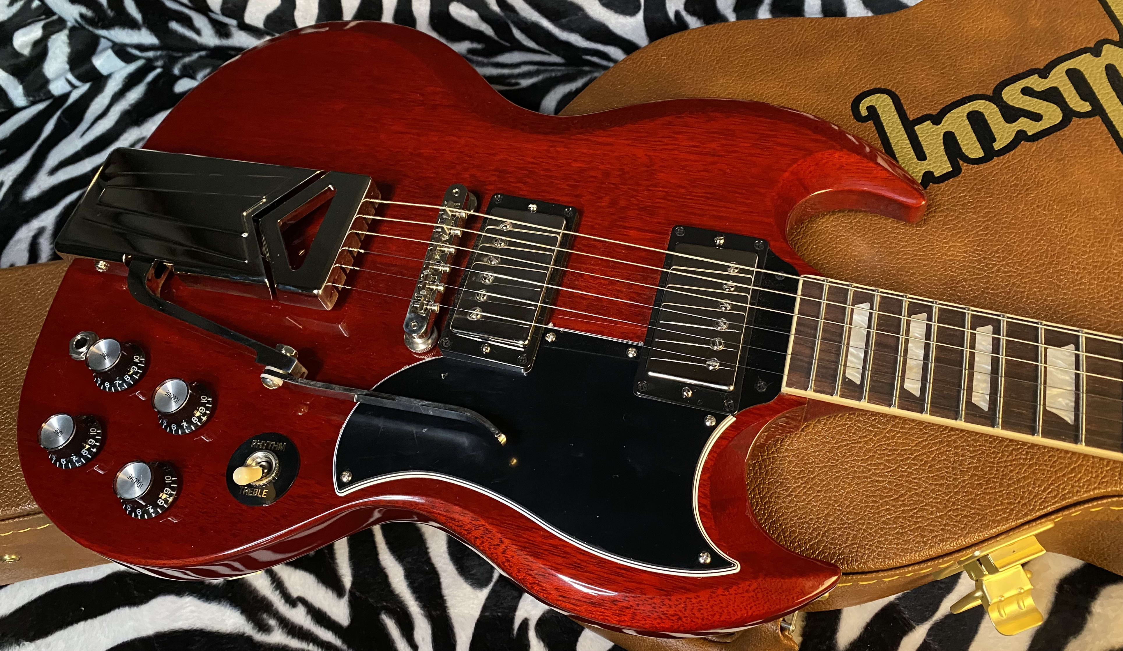 UNPLAYED ! 2023 Gibson SG Standard '61 Sideways Vibrola - Vintage Cherry - Authorized Dealer - Only 7lbs - G02403 - Open BOX - SAVE BIG!