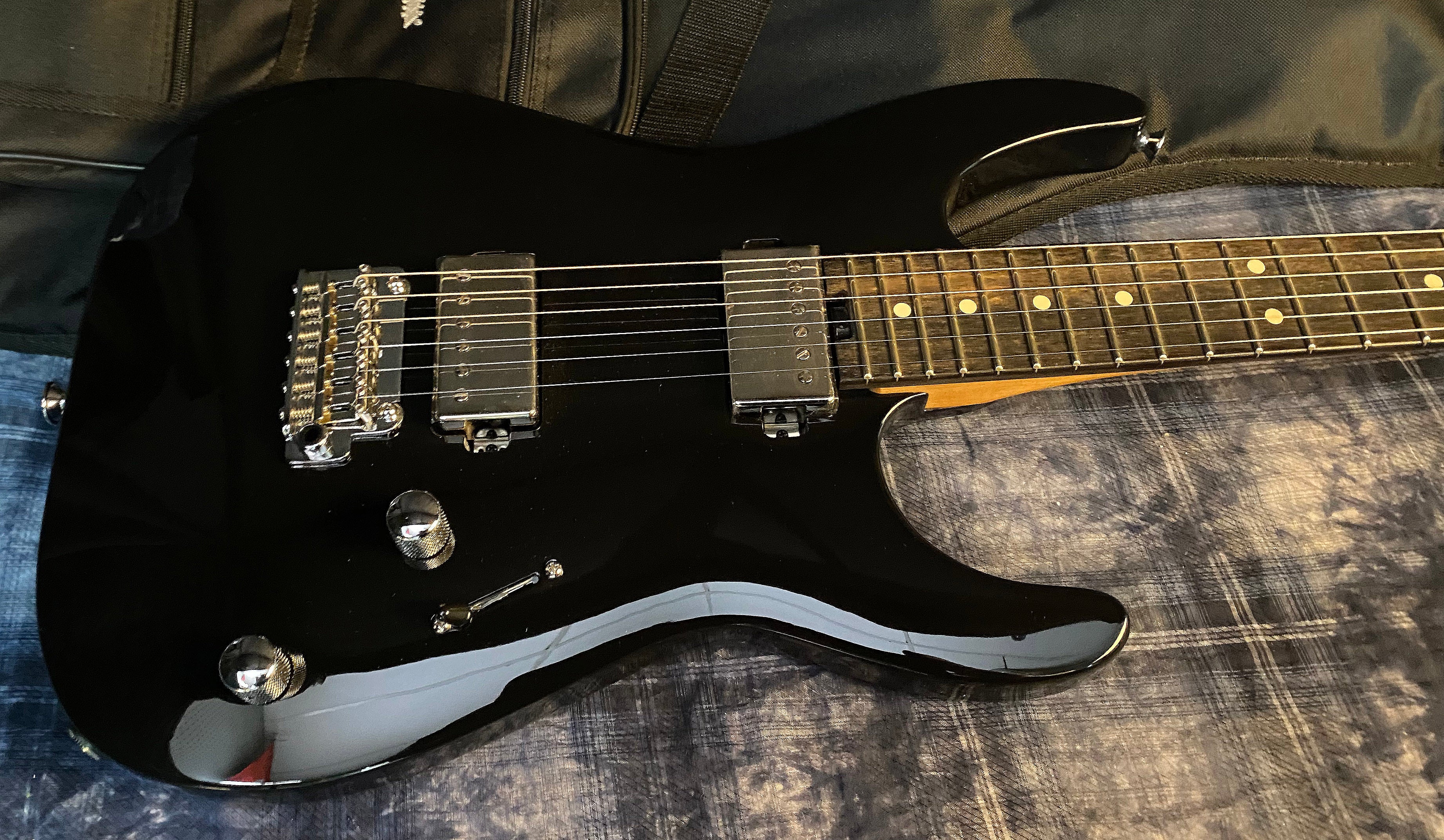 NEW ! 2024 Charvel Pro-Mod DK22 HH 2PT EB Gloss Black - Limited Edition - 7.6lbs - Authorized Dealer - In-Stock! G02295