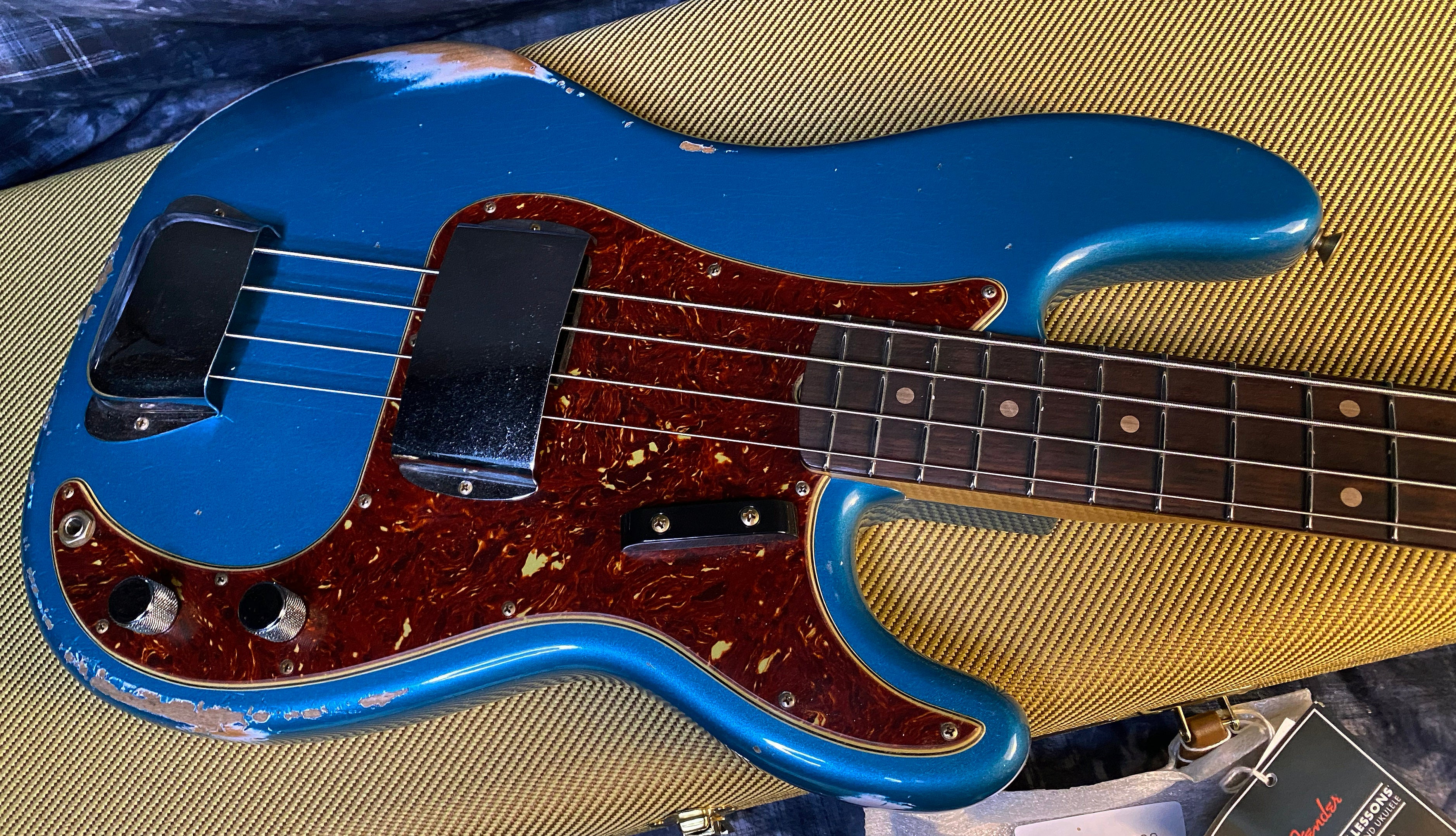 NEW ! 2024 Fender Custom Shop '63 Precision Bass Relic - Ocean Turquoise - 9.1 lbs - Authorized Dealer! In Stock! G03211