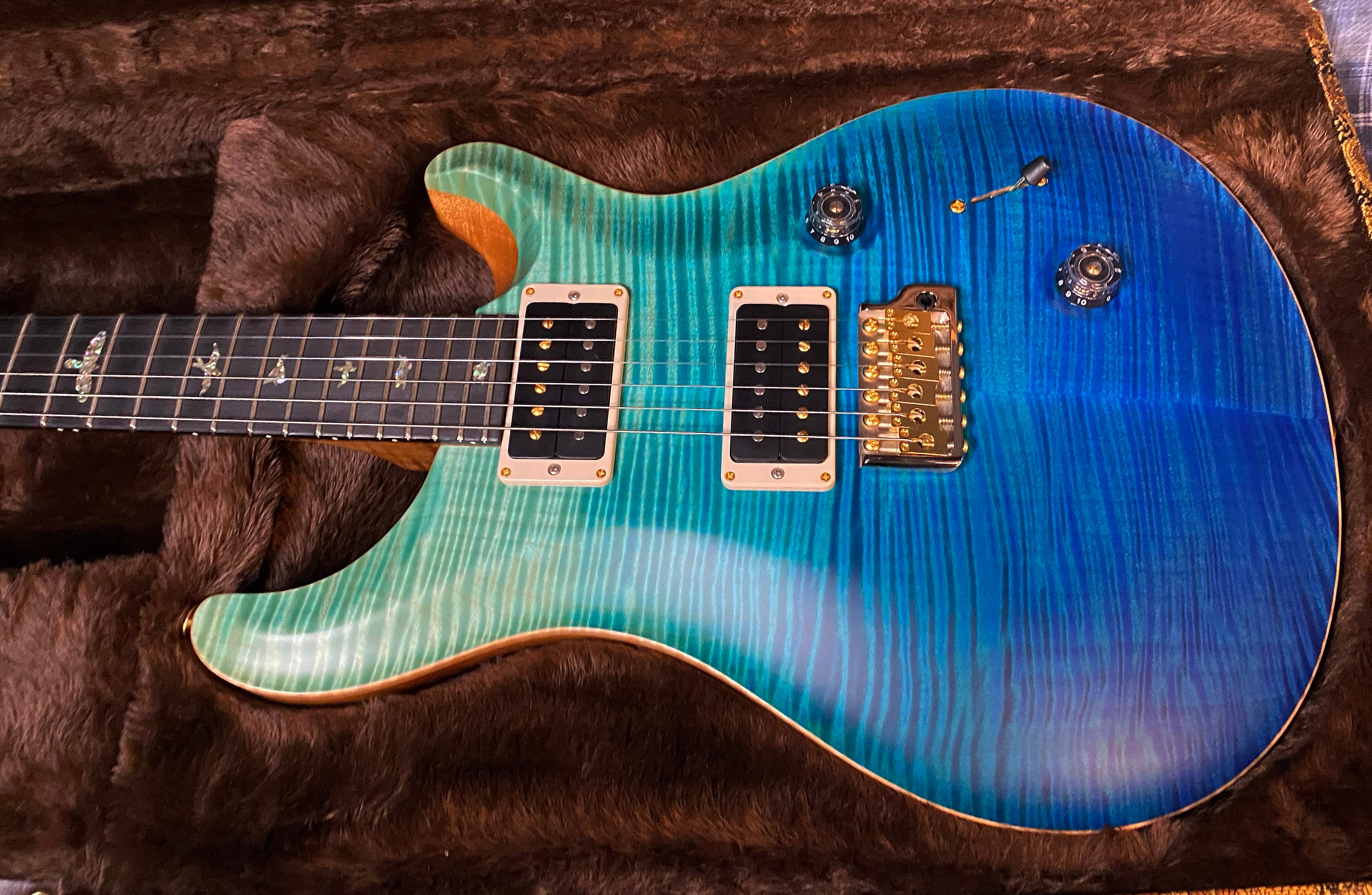 BRAND NEW ! 2024 Paul Reed Smith Custom 24 CU24 - Wood Library - Torrefied Flamed Maple Neck Ebony Fretboard - Satin Blue Fade - Authorized Dealer - 7.2 lbs - G03558