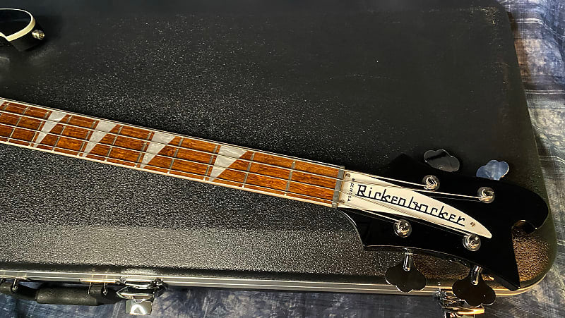 NEW! 2024 Rickenbacker 4003 Jetglo Jet Glo JG - 4-String Bass - Authorized Dealer - Warranty - In-Stock! 9.85 lbs - G03917