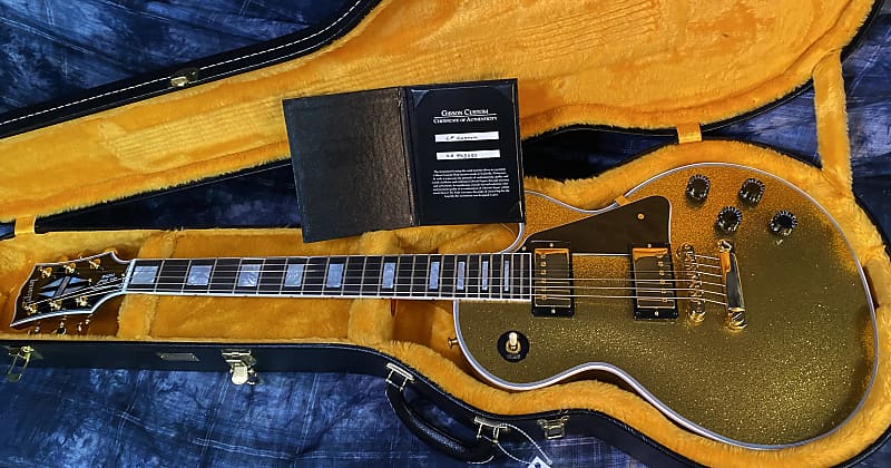 NEW! 2024 Gibson Dealer Select Custom Ordered Custom Shop Les Paul Custom - Large Flake Gold Sparkle - Authorized Dealer - 10 lbs - G03862