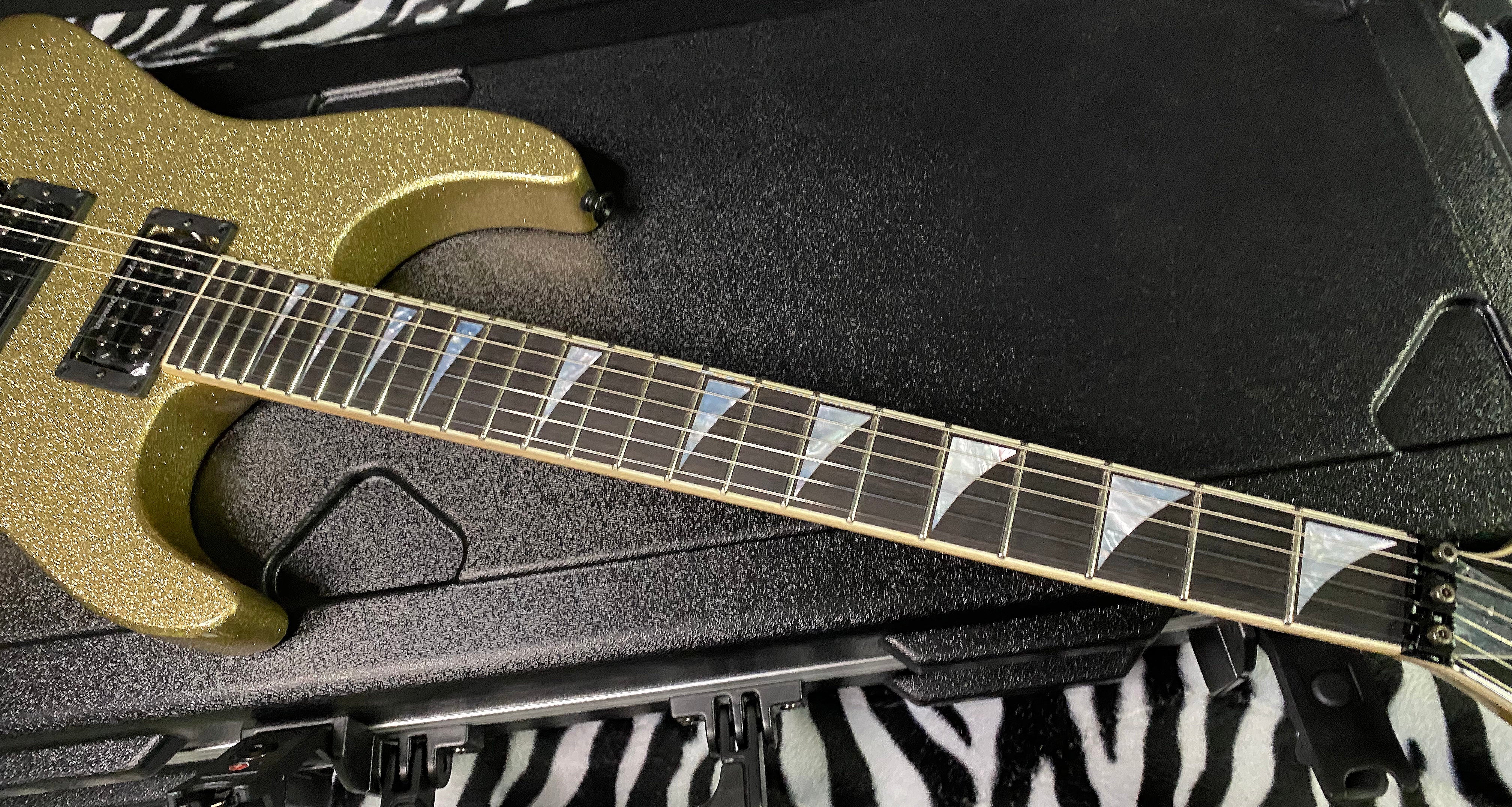 NEW! 2023 Jackson Custom Shop SL2H Soloist - Gold Sparkle - 8.5 lbs - Authorized Dealer - Super RARE! G01338