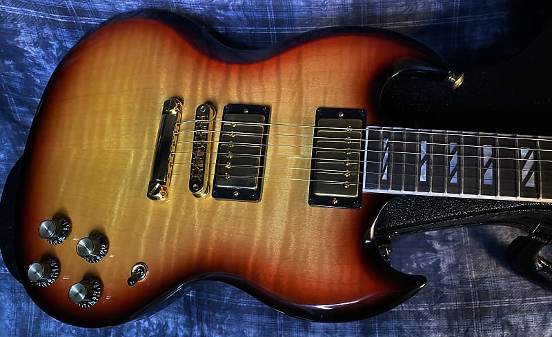 BRAND NEW ! 2024 Gibson SG Supreme - Fireburst - Wide Flame Top! Only 7.2 lbs - Authorized Dealer - G03766