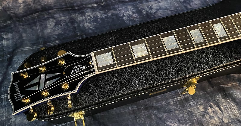 NEW ! 2024 Gibson Special Order Custom Shop Les Paul Custom Dealer Select - Dark Blue Sparkle - Authorized Dealer - 10.4 lbs - G03836