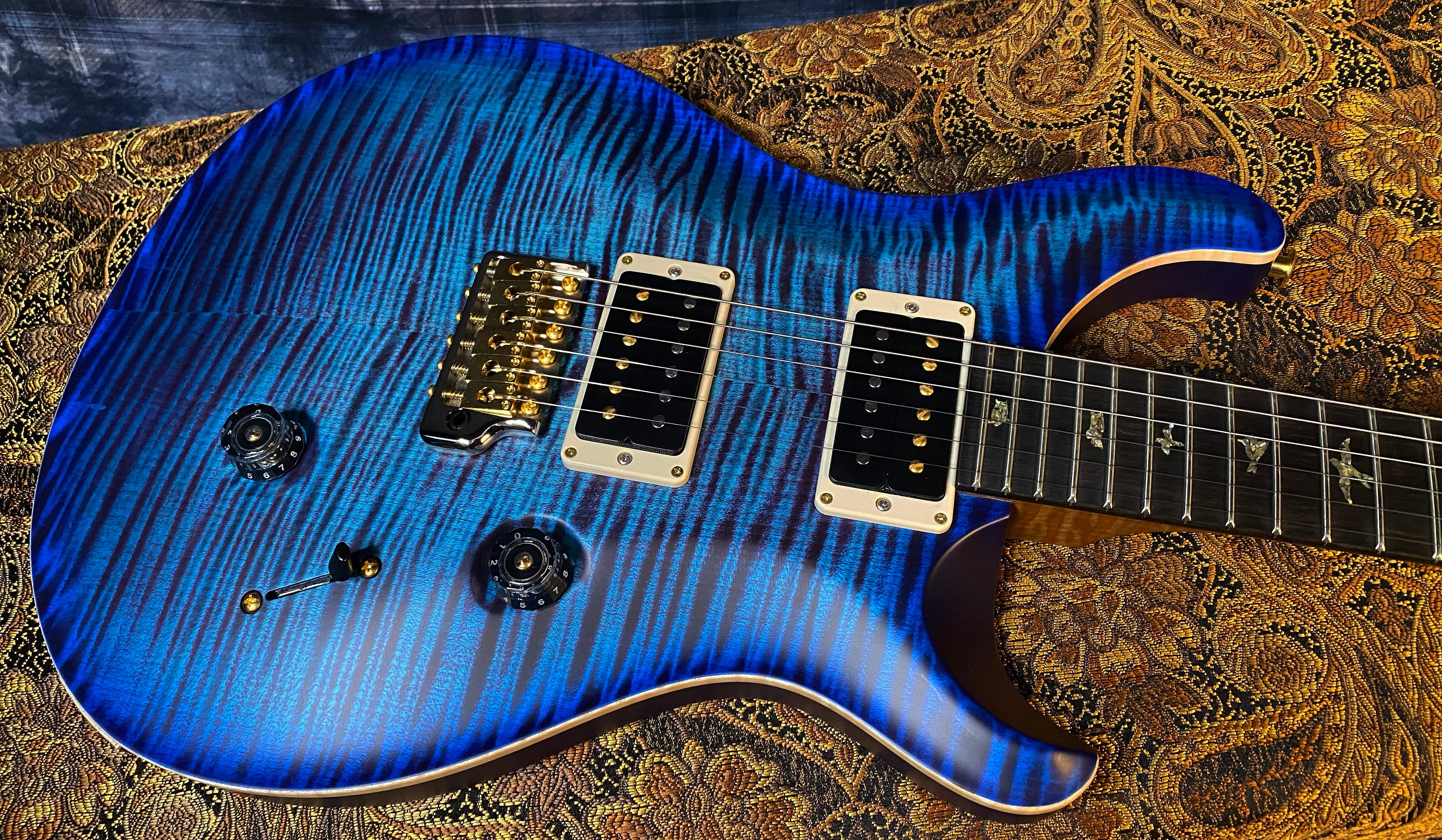 BRAND NEW ! 2024 Paul Reed Smith Custom 24 CU24 - Wood Library - Torrefied Flamed to Death Maple Neck - Ebony Fretboard - Violet Blue - Authorized Dealer - 7.3 lbs - G03591