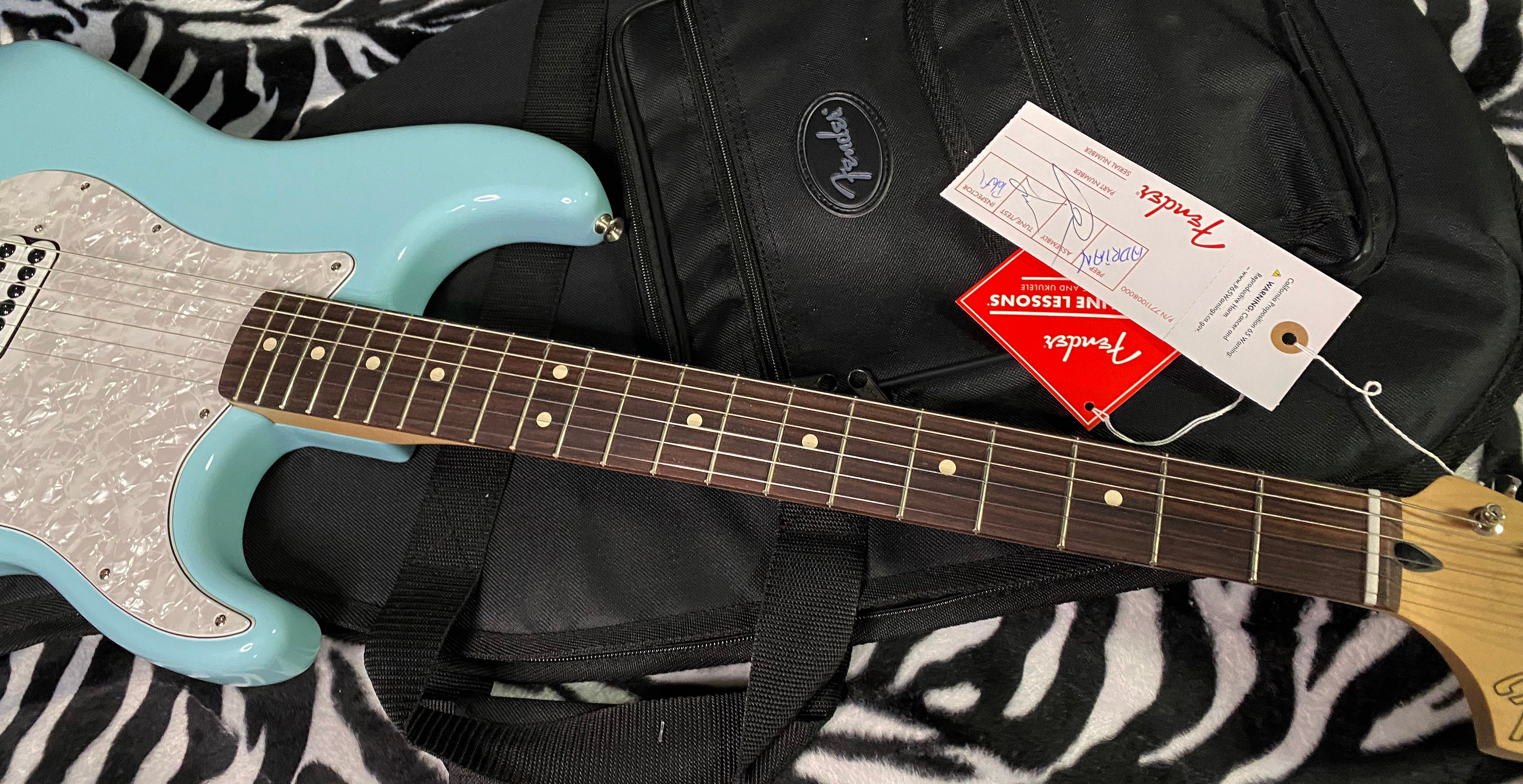 UNPLAYED! 2023 Fender Limited Edition Tom DeLonge Stratocaster - Daphne Blue - SAVE BIG! Gig Bag - Only 7.5lbs - Serial #MX23143082