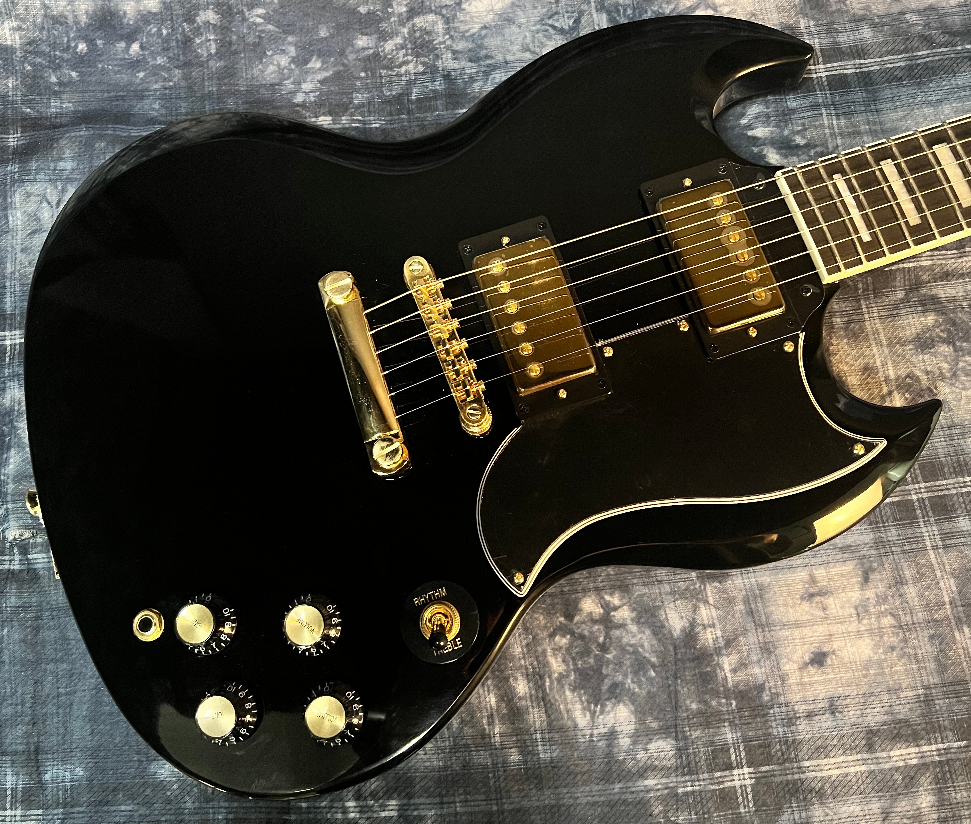 epiphone – bizarreguitarreno