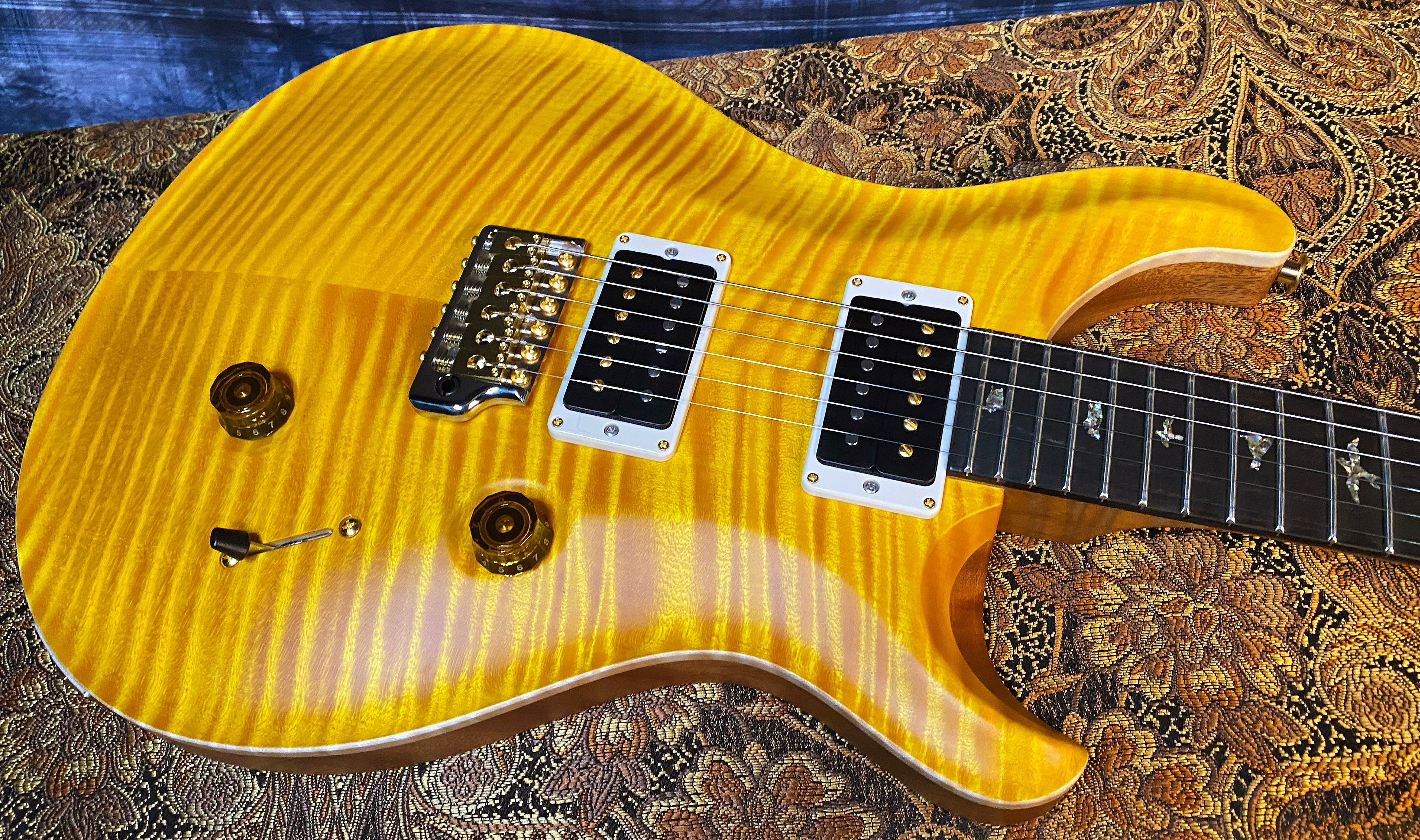 BRAND NEW ! 2024 Paul Reed Smith Custom 24 CU24 - Wood Library - Torrefied Flamed Maple Neck Ebony Fretboard - Satin Santana Yellow - Authorized Dealer - 7.35 lbs - G03559