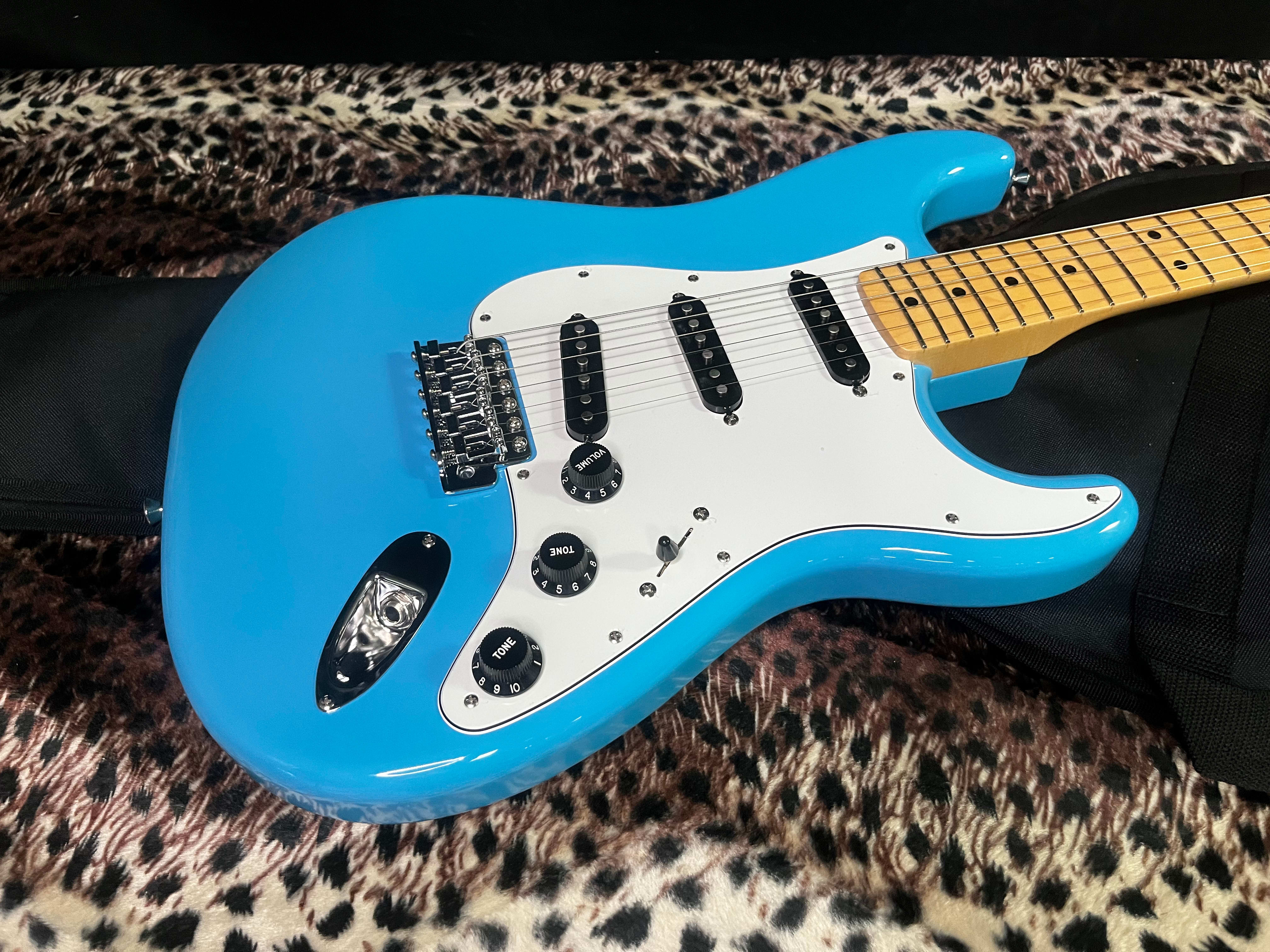 NEW! Fender Made in Japan Limited International Color Stratocaster - Maui Blue - Authorized Dealer - In-Stock! 7.35lbs SKU#G00328