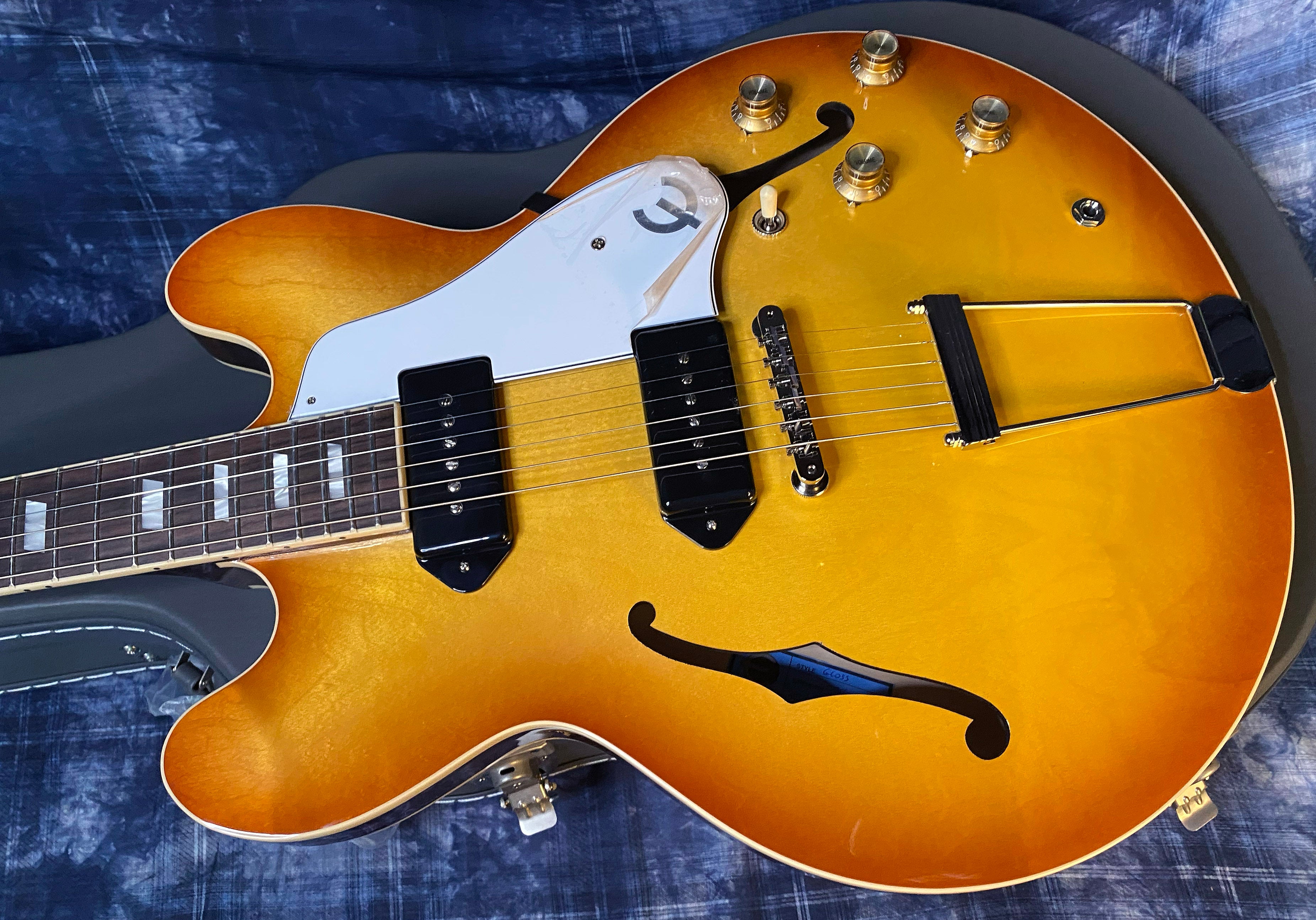 NEW! 2024 Epiphone USA Casino Royal Tan Finish - Authorized Dealer - Hardshell Case Only 6.35 lbs! In-Stock! - G03227