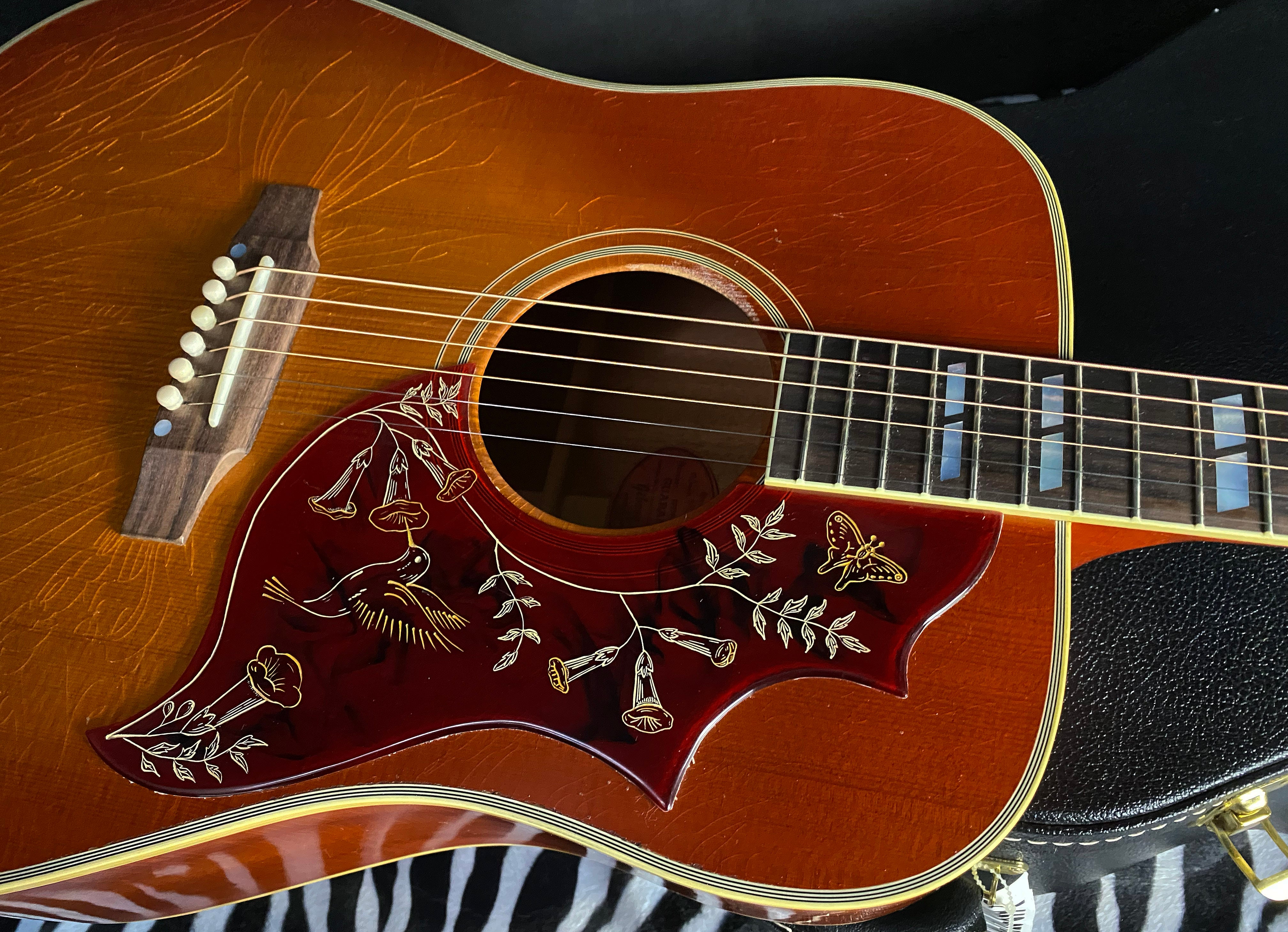 NEW! 2024 Gibson Acoustic 1960 Hummingbird Murphy Lab Light Aged Acoustic Guitar - Cherry Sunburst - Only 4.2 lbs - Authorized Dealer - In-Stock! G02641 - Hard to Find!