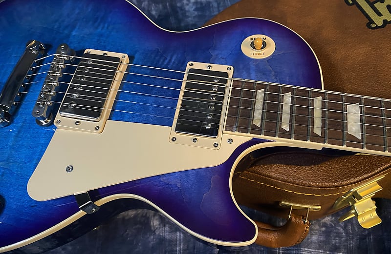 NEW! 2024 Gibson Les Paul Standard '50s Blueberry Burst - Only 8.8 lbs - Authorized Dealer - G04193