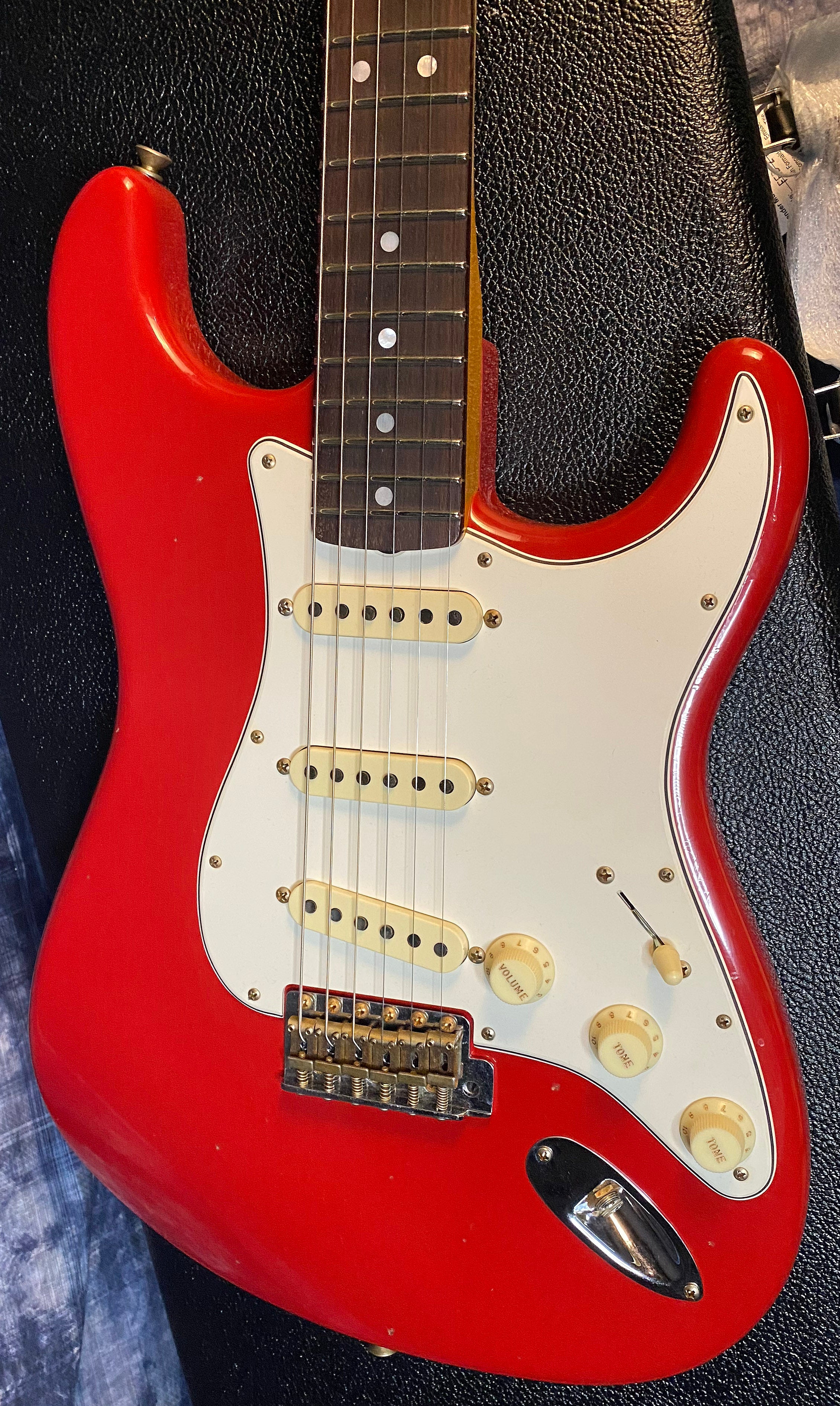 NEW ! 2024 Fender #28 Limited Edition Fat '64 Stratocaster® Journeyman Relic 3A Rosewood Fingerboard - Aged Dakota Red - Authorized Dealer - 7.8lbs - Serial #: L11636