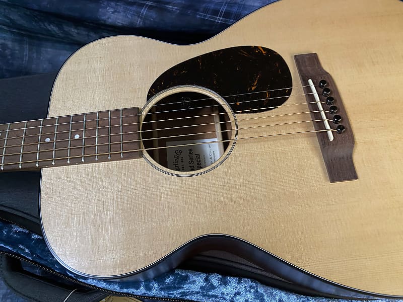 NEW! 2024 Martin 00-10E Special Acoustic-Electric Guitar - Natural - Authorized Dealer - 4.4 lbs - G03900