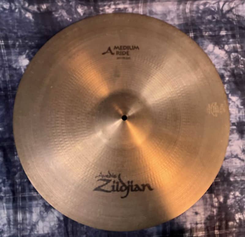 Zildjian 20" Medium Ride - Avedis Zildjian