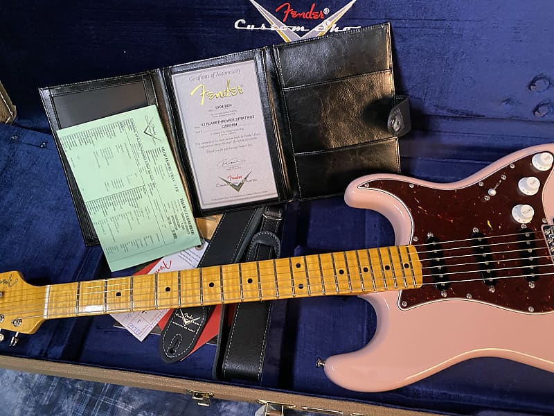 NEW ! 2024 Fender Custom Shop ' 62 Stratocaster Bizarre Guitar Exclusive Flamethrower - Super Limited Edition - Shell Pink - AAA Flamed Maple Neck - Authorized Dealer - G04057