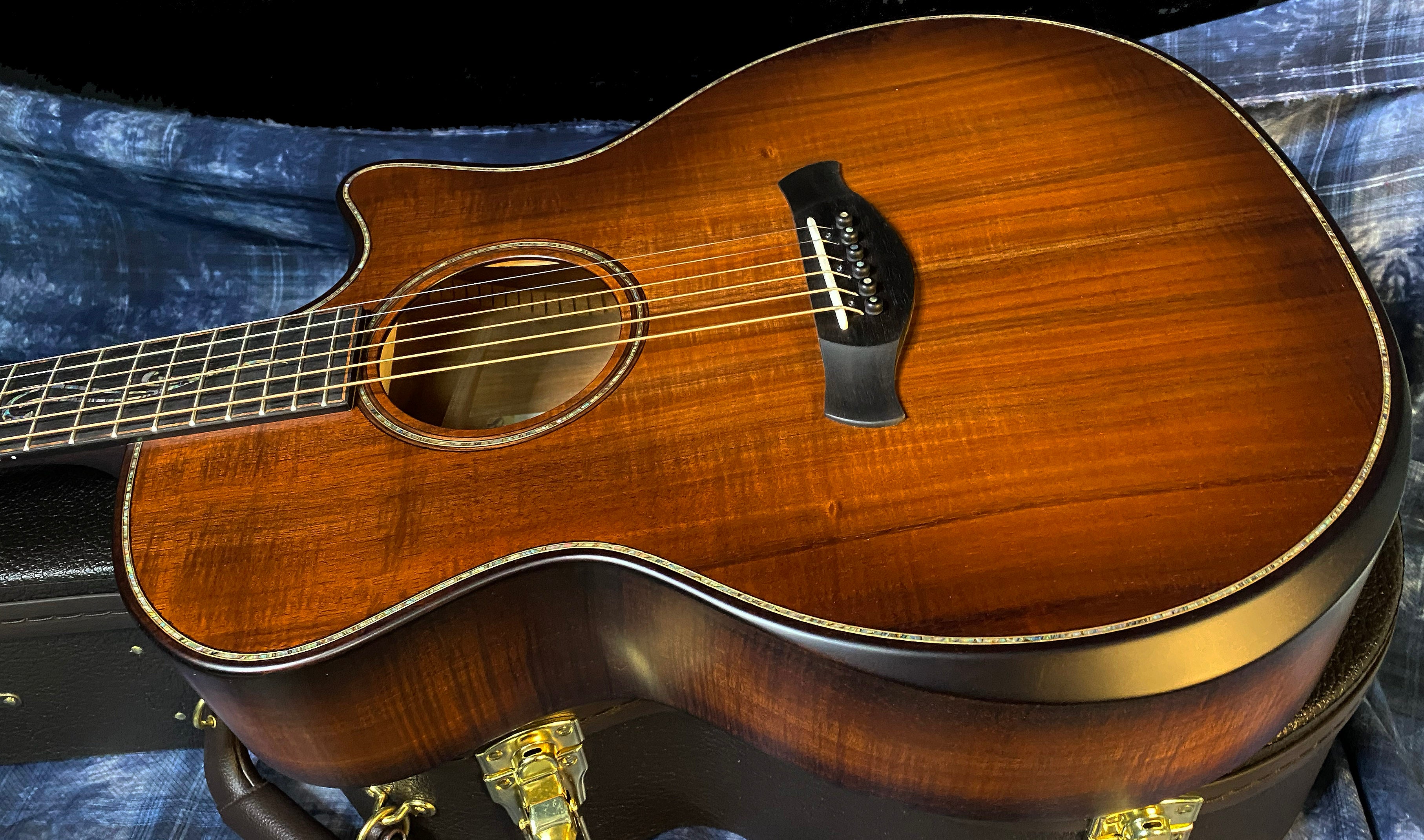 NEW! 2024 Taylor Builder's Edition K24ce Koa Top Back Sides V-Class - Authorized Dealer - 4.75lbs - G03246