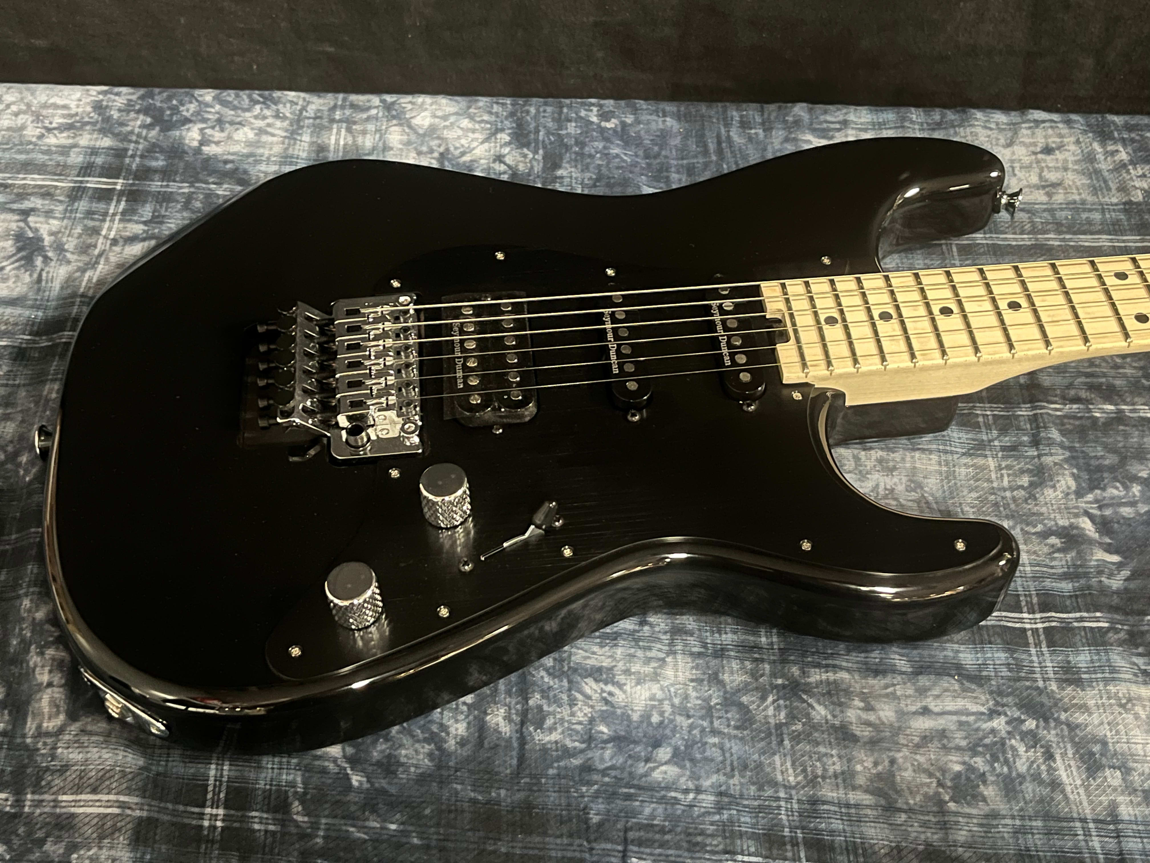 OPEN BOX ! 2023 Charvel Pro-Mod So-Cal Style 1 HSS FR M - Gloss Black - Authorized Dealer! 8.45lbs In Stock!!