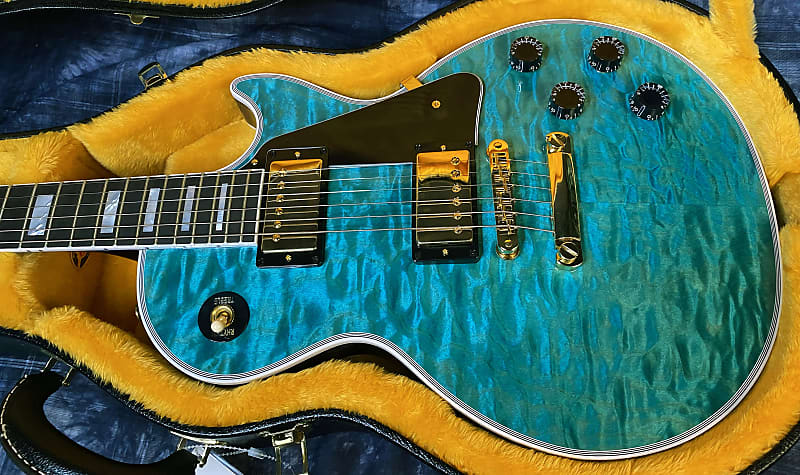 BRAND NEW! 2024 Gibson Dealer Select Custom Shop Les Paul Custom AAAAA Quilt - Aqua Blue - Authorized Dealer - WOW! Only 9.3 lbs - G03946