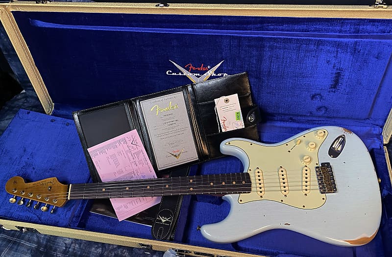 NEW ! 2024 Fender Custom Shop Limited-edition '63 Stratocaster Relic - Super Faded Aged Sonic Blue - Authorized Dealer - 7.9lbs - Serial #CZ580116