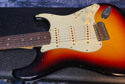 NEW ! 2024 Fender Custom Shop Limited Edition '64 Stratocaster Journeyman Relic - Target 3-Tone Sunburst - 7.7 lbs - Authorized Dealer - G03932