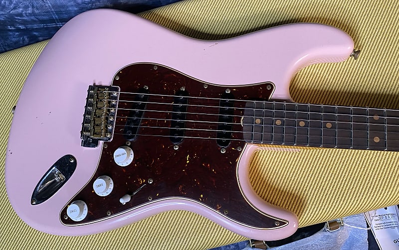 NEW ! 2024 Fender Custom Shop ' 62 Stratocaster Bizarre Guitar Exclusive Flamethrower - Journeyman Relic - Super Limited Edition - Shell Pink - AAA Flamed Maple Neck - Authorized Dealer - 7.7 lbs - G03676