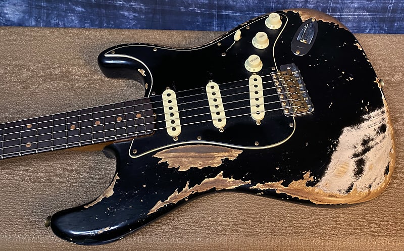 NEW ! 2024 Fender Custom Shop Limited-Edition Poblano Stratocaster - Aged Black - Super Heavy Relic - 7.3 lbs - Authorized Dealer - G03962