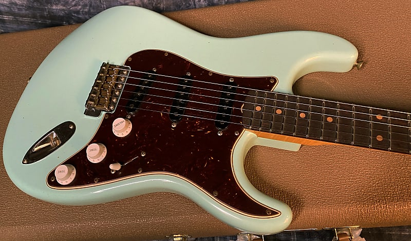 NEW ! 2024 Fender Custom Shop ' 62 Stratocaster Bizarre Guitar Exclusive Flamethrower - Journeyman Relic - Super Limited Edition - Surf Green - AAA Flamed Maple Neck - Authorized Dealer - 7.75 lbs - G03674