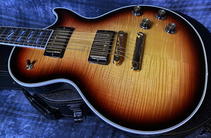 BRAND NEW ! 2024 Gibson Les Paul Supreme - Beautiful Fine Flame Top! Fireburst - Authorized Dealer - Only 7.9 lbs - G03756