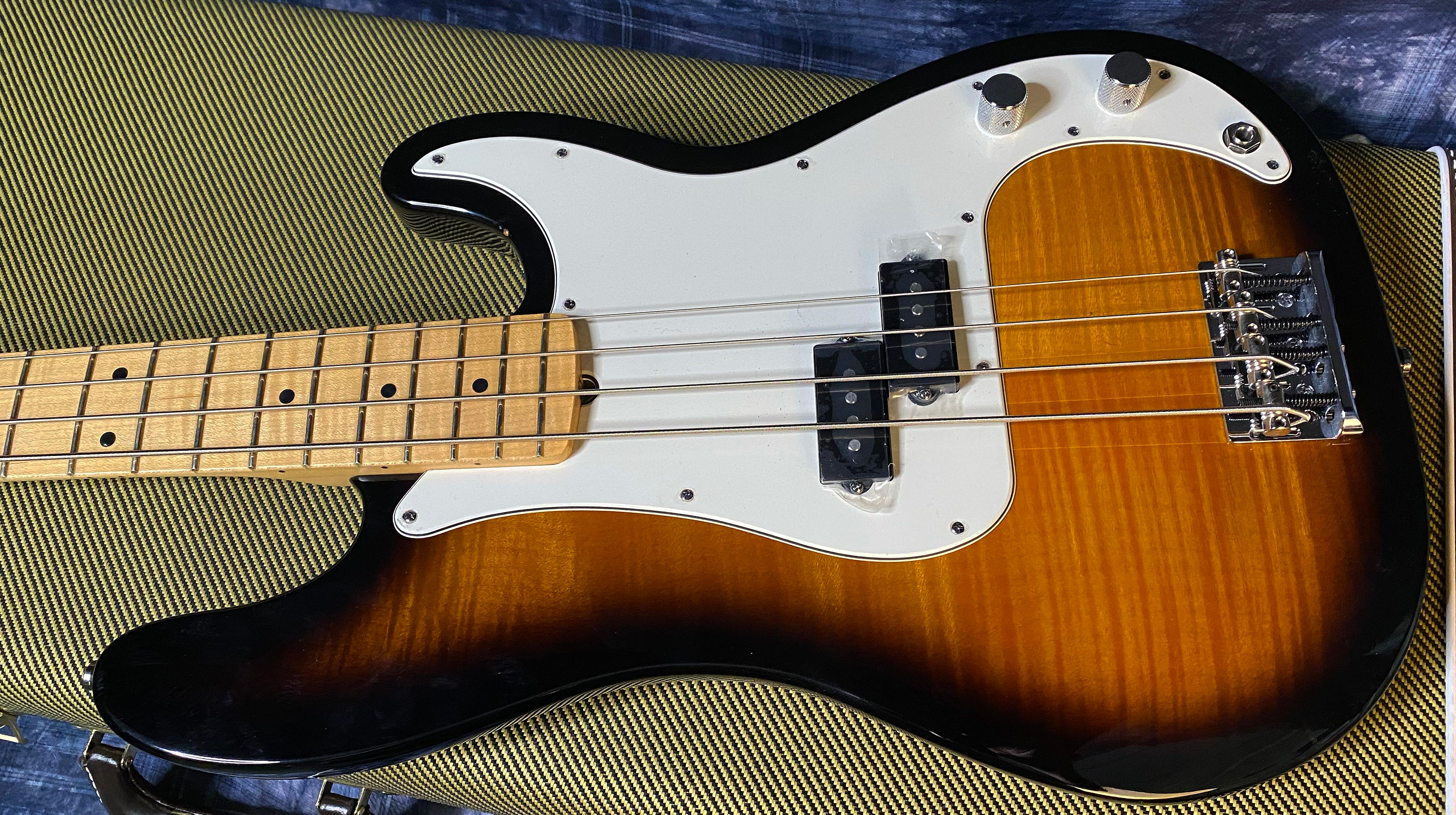 MINTY! 2012 Fender American Select Precision Bass - Flamed Maple Top - From our Vintage Vault - 8.4lbs - Serial #US12182168