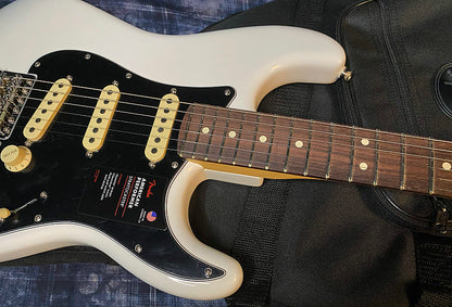 NEW! 2024 Fender American Performer Stratocaster - Arctic White - Authorized Dealer - Only 7.2 lb - G04263