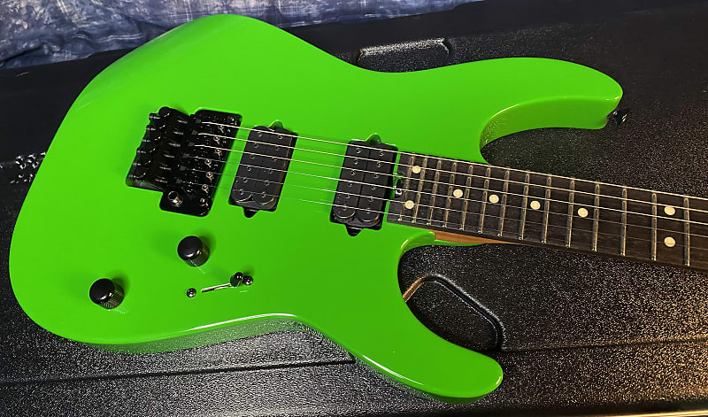 NEW ! 2024 Charvel USA Custom Shop DK24 - Slime Green - Authorized Dealer - 7.7lbs - G03938