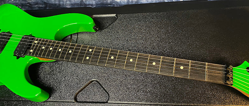 NEW ! 2024 Charvel USA Custom Shop DK24 - Slime Green - Authorized Dealer - 7.7lbs - G03938