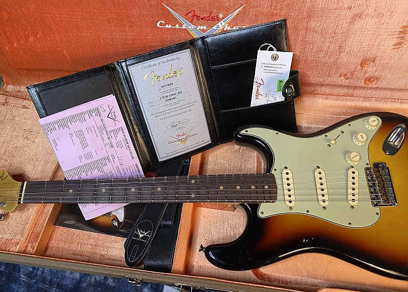 NEW ! 2024 Fender Custom Shop Limited Edition 1960 Stratocaster Journeyman Relic - Aged Olympic White AAA Rosewood Board - Authorized Dealer - 7.7lbs - G03934