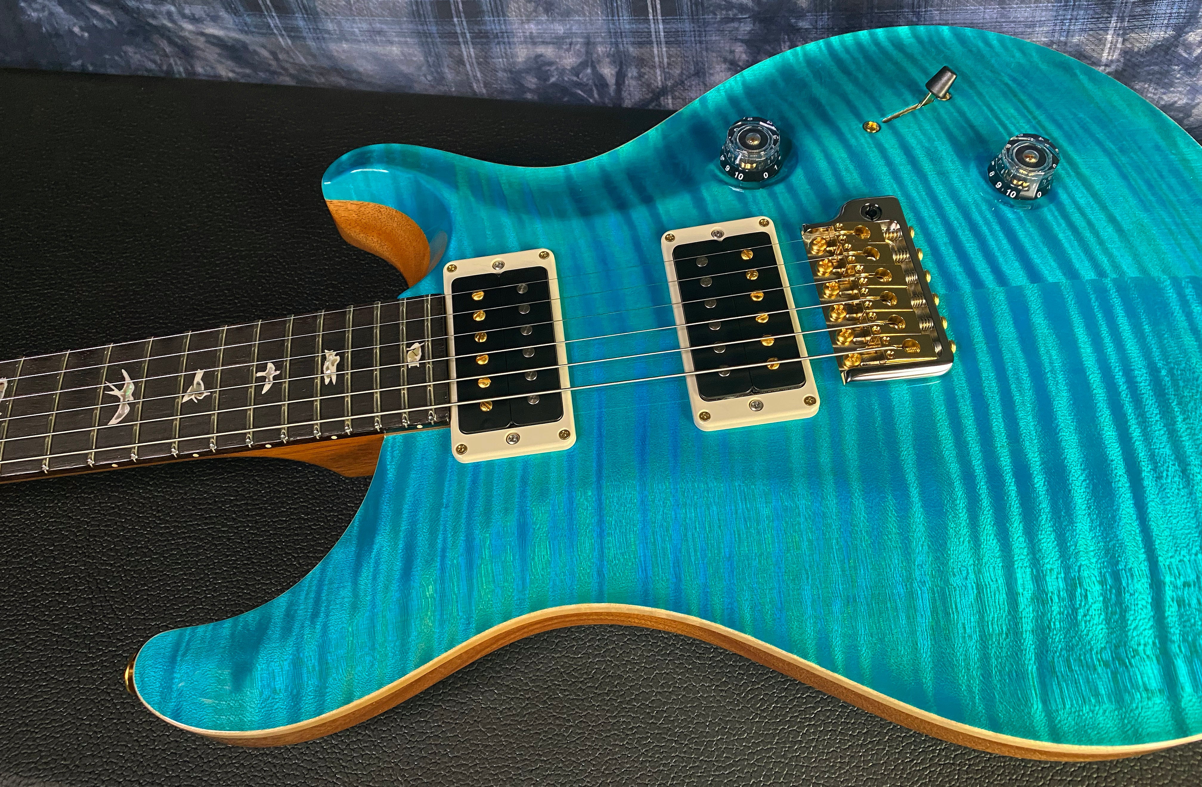 NEW! 2024 PRS Custom 24 - Paul Reed Smith - 10-Top ! Incredible Flame Top - WOW - Carroll Blue Finish - Authorized Dealer - 7.55 lbs - G03076