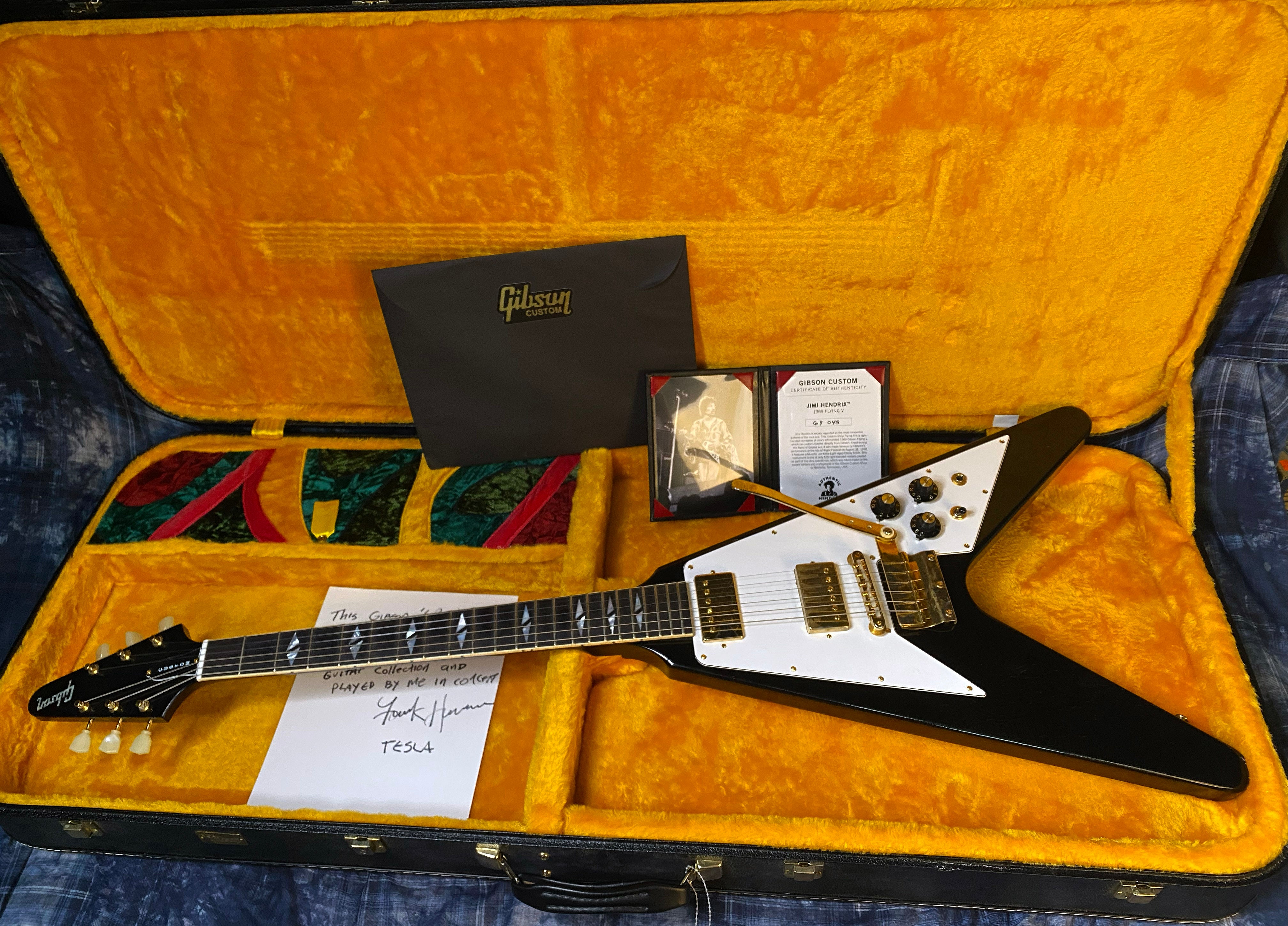 MINT ! 2020 Gibson Custom Shop Jimi Hendrix Signature '69 Flying V Reissue 045 of 125 - Owned & Play by Frank Hannon Tesla