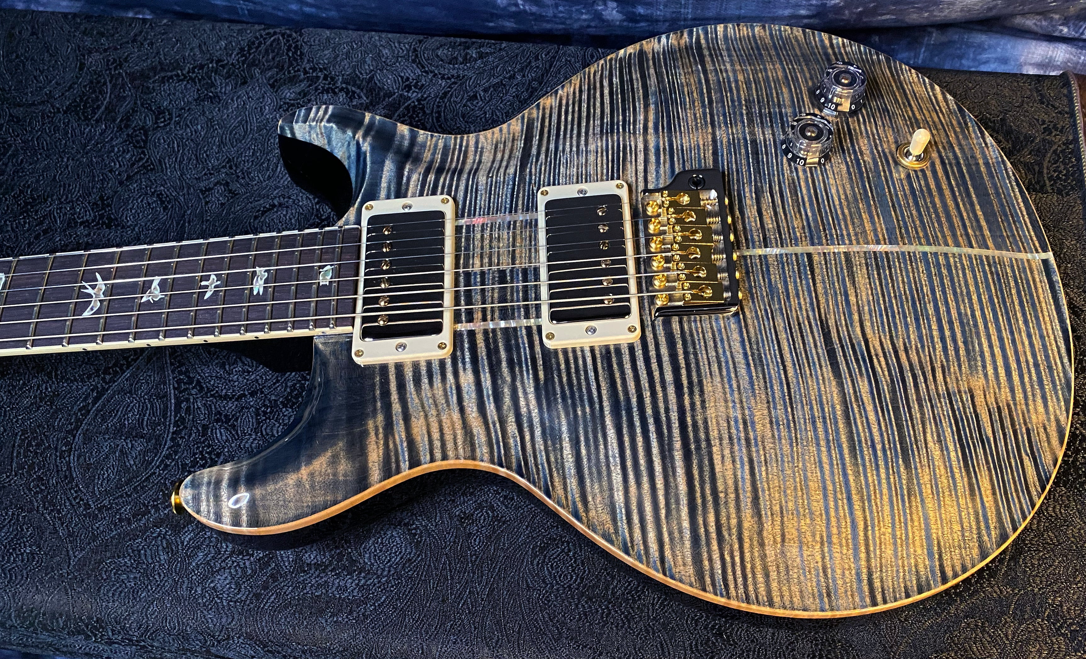 NEW! 2024 PRS Paul Reed Smith Santana Retro 10-Top - Faded Whale Blue - Authorized Dealer - 7.85 lbs - G03215