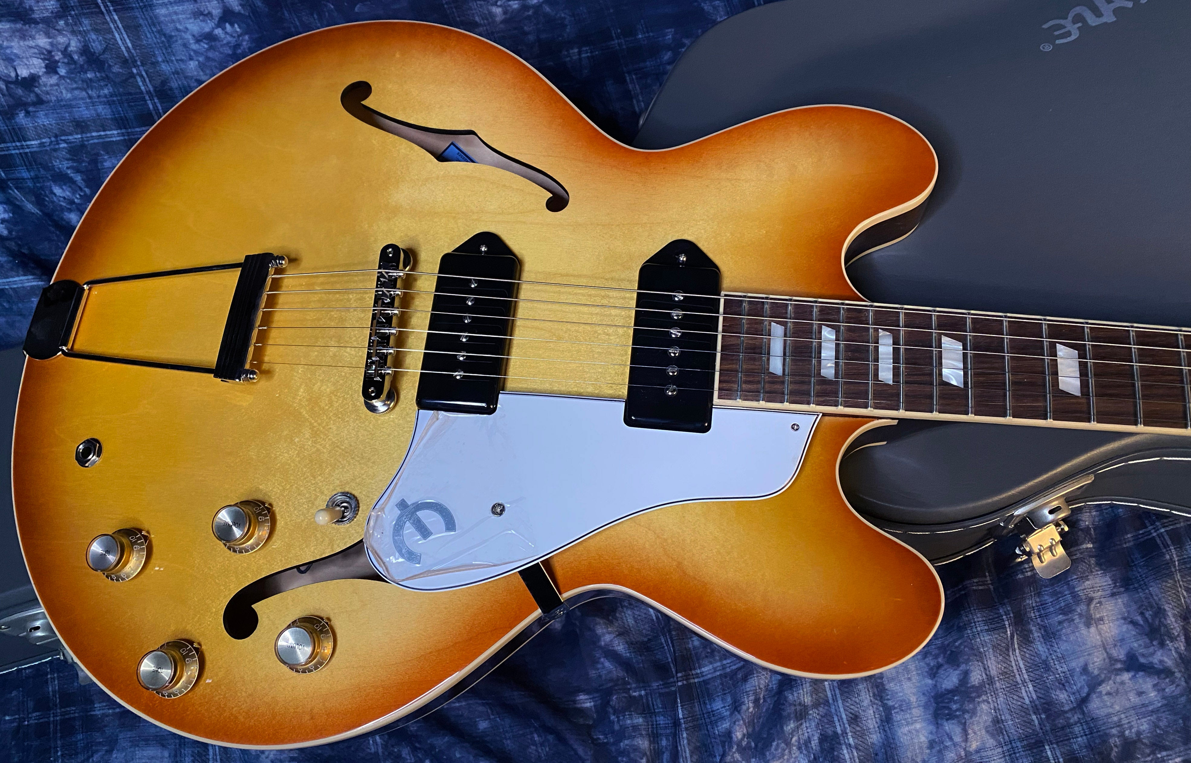 NEW! 2024 Epiphone USA Casino Royal Tan Finish - Authorized Dealer - Hardshell Case Only 6.45 lbs! In-Stock!  - G03226