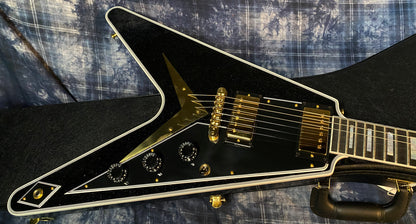 NEW! 2024 Gibson Custom Shop Flying V Custom - Ebony Sparkle - Ebony Board - Authorized Dealer - Ultra RARE! Dealer Select - Only 7.2 lbs - G04157