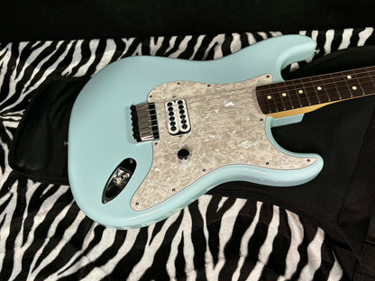 NEW 2023 Fender Limited Edition Tom DeLonge Signature Stratocaster Daphne Blue 7lbs- Authorized Dealer- In Stock! G01839