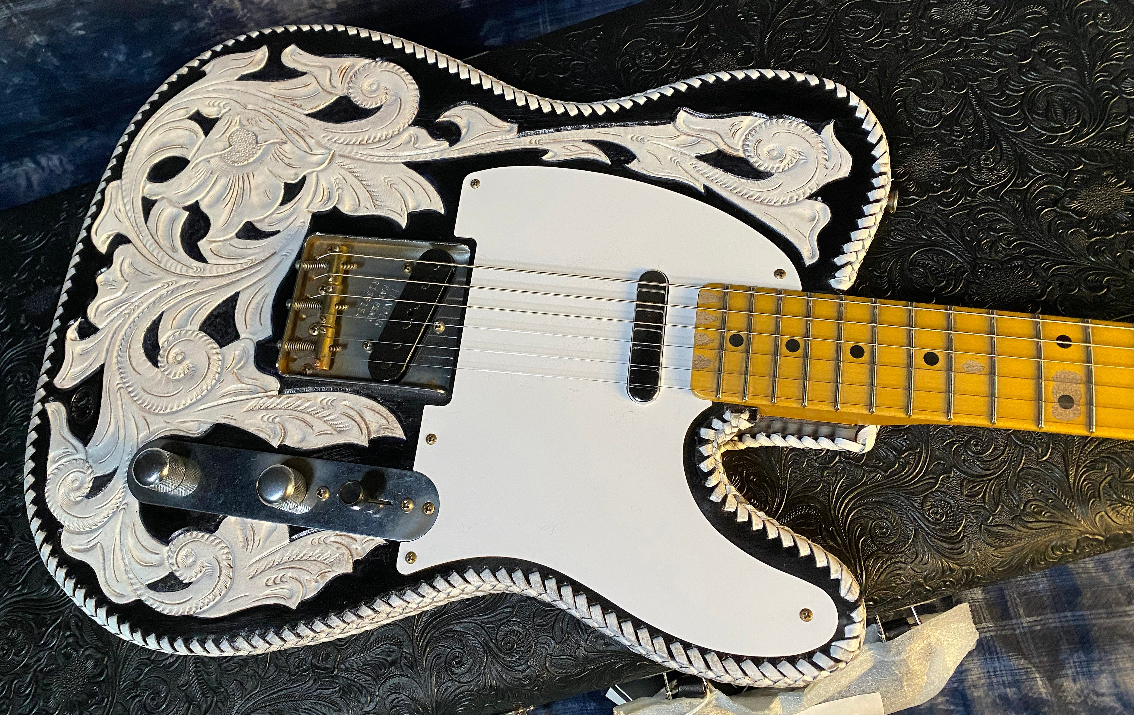 NEW ! 2024 Fender Custom Shop Limited-Edition Masterbuilt Waylon Jennings Telecaster Relic - David Brown - Authorized Dealer - In-Stock! G02527